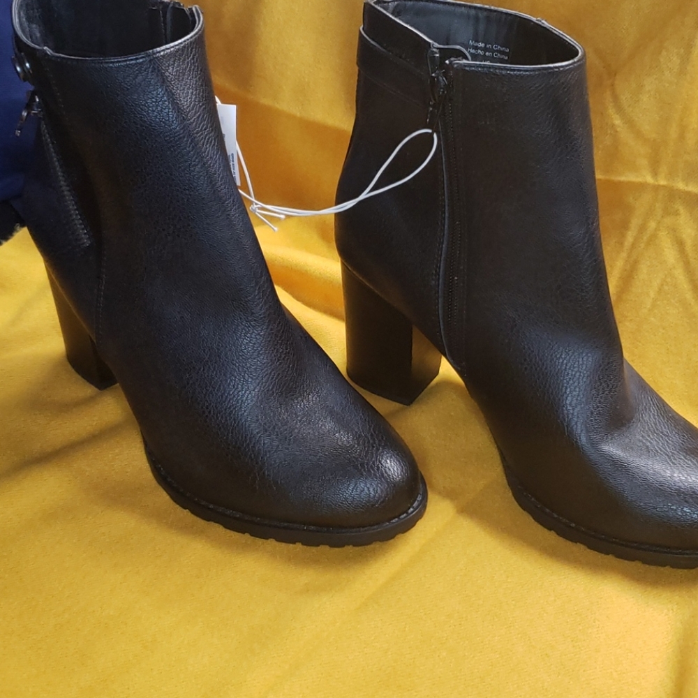 Woman boots